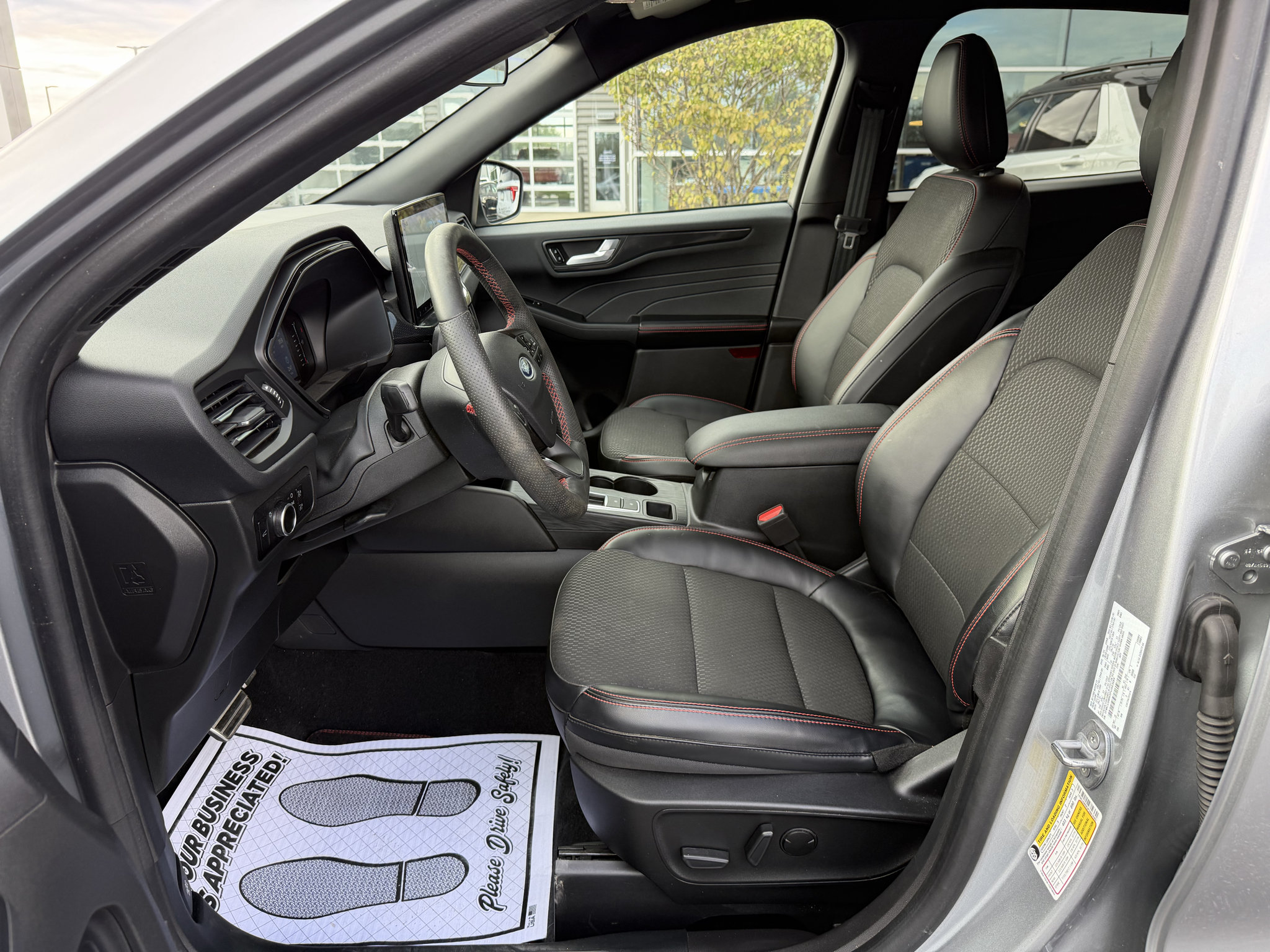 Used 2023 Ford Escape ST-Line w/ Tech Pack #1 AWD/4WD image 19