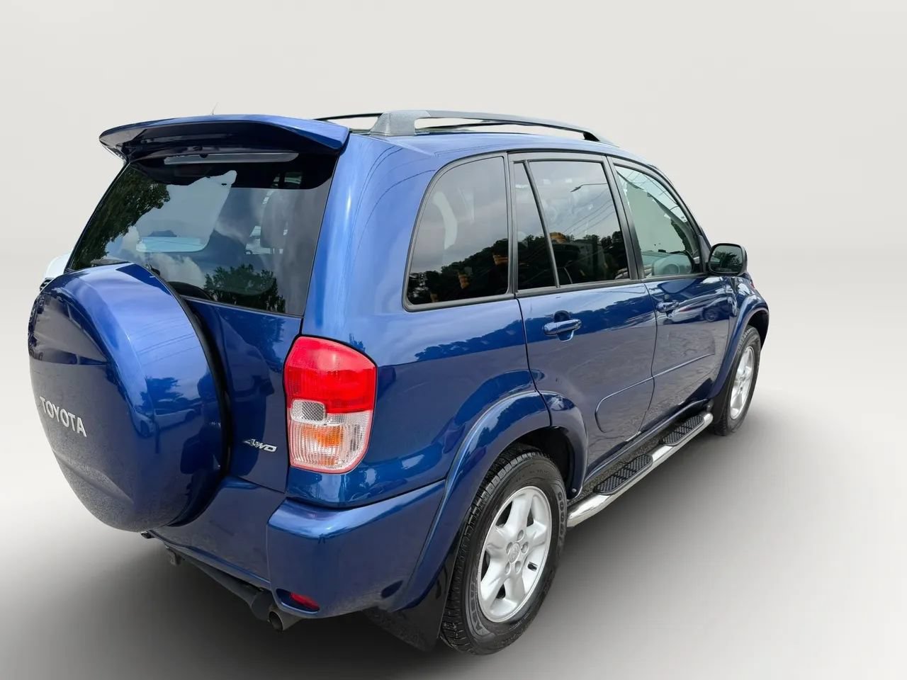 Used 2002 Toyota RAV4 4WD image 3