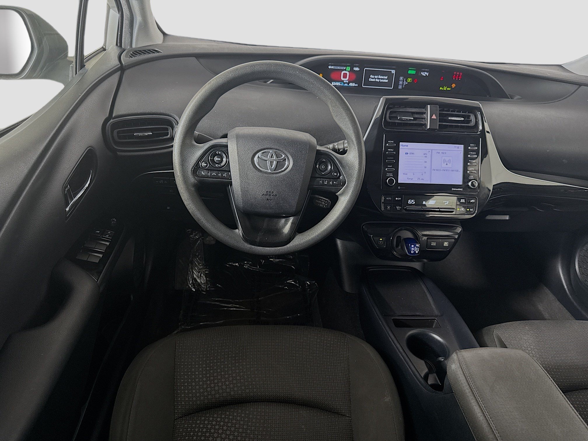 Used 2021 Toyota Prius LE FWD image 17