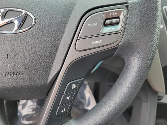 Used 2017 Hyundai Santa Fe Sport FWD image 21
