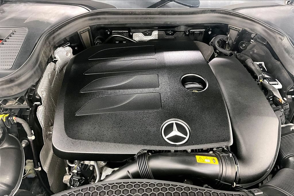 Used 2021 Mercedes-Benz GLC 300 image 9