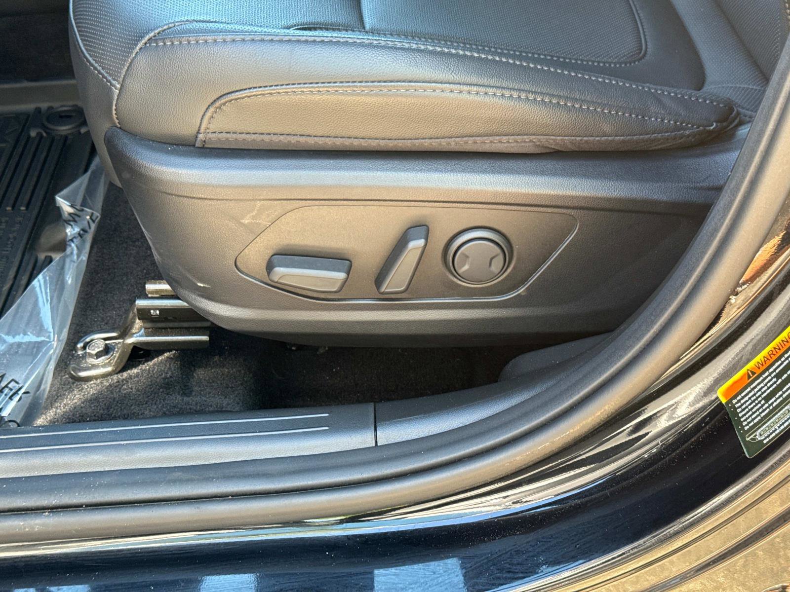 Used 2024 Hyundai Santa Cruz Night image 19