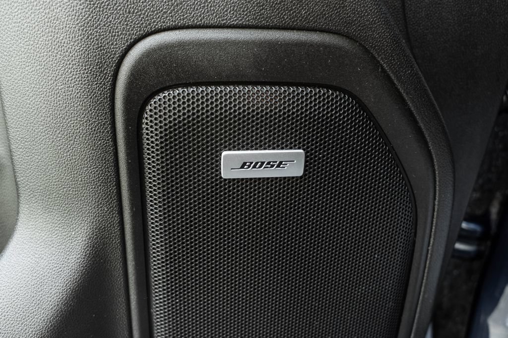 Used 2021 Chevrolet Silverado 1500 LT Trail Boss w/ Convenience Package II AWD/4WD image 16