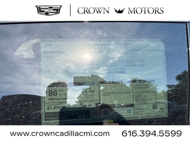 New 2027 Cadillac Vistiq Sport w/ LPO, Floor Liner Package AWD/4WD image 8