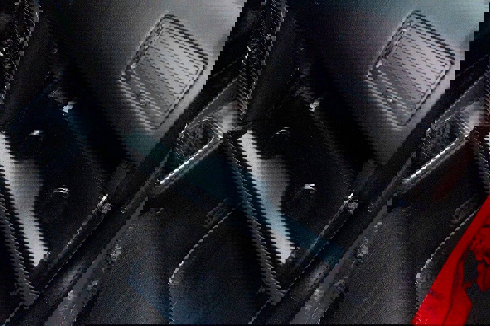 Used 2004 Volkswagen R32 image 36