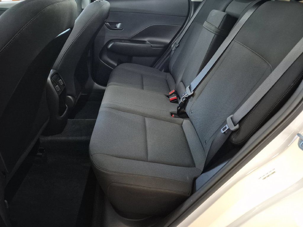 Used 2026 Hyundai Kona SEL Sport FWD image 26