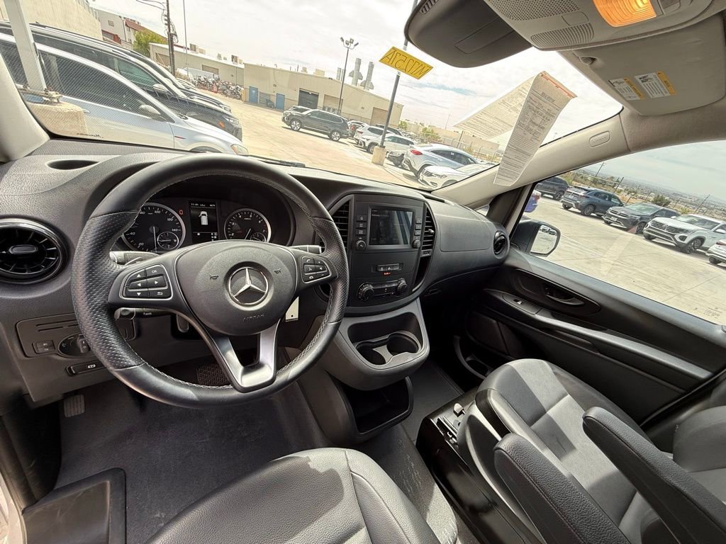 Used 2023 Mercedes-Benz Metris image 11