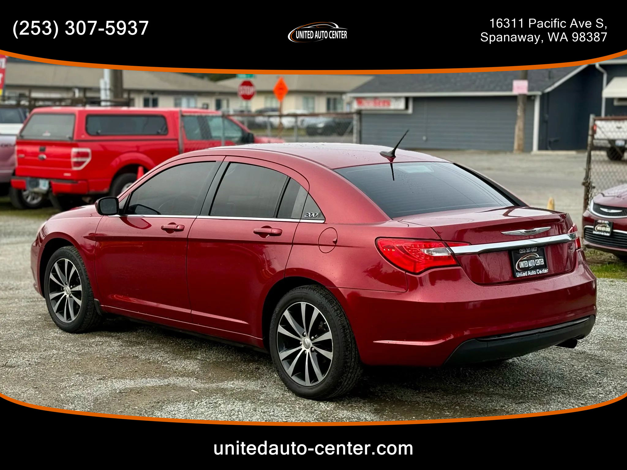 Used 2013 Chrysler 200 Touring w/ Cold Weather Group image 6
