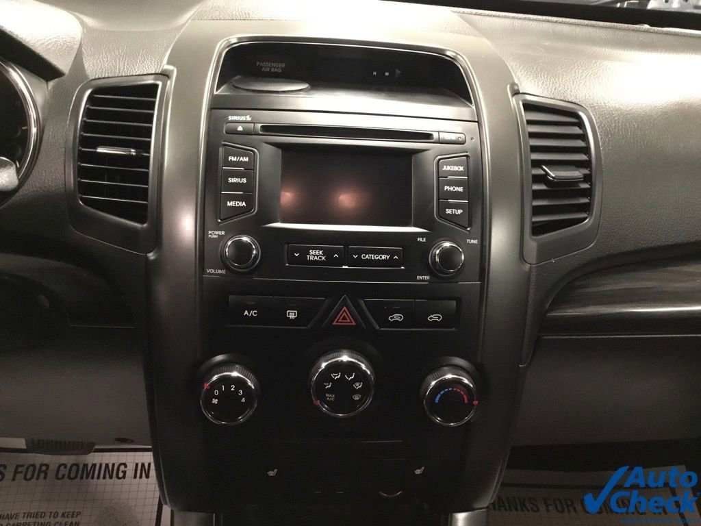 Used 2013 Kia Sorento LX w/ Convenience Pkg image 42