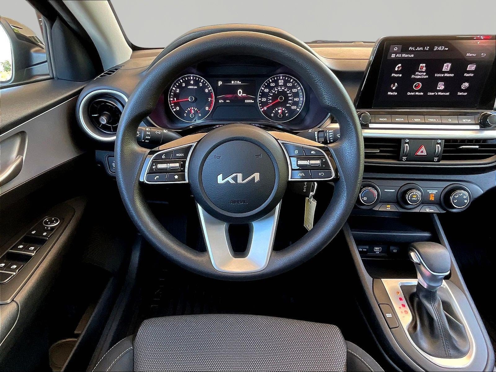 Used 2024 Kia Forte LXS w/ LXS Technology Package FWD image 8
