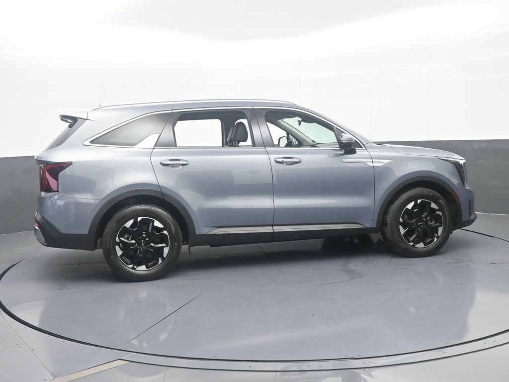 Used 2025 Kia Sorento S w/ Panoramic Sunroof Package FWD image 7