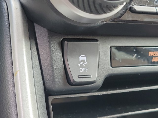 Used 2021 Toyota RAV4 LE FWD image 26