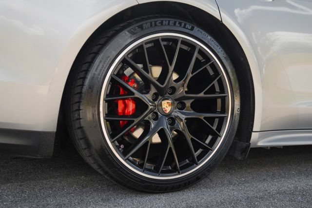 Used 2021 Porsche Panamera 4S w/ Premium Package AWD/4WD image 12