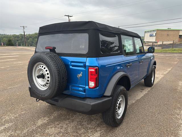 New 2025 Ford Bronco 4-Door image 4