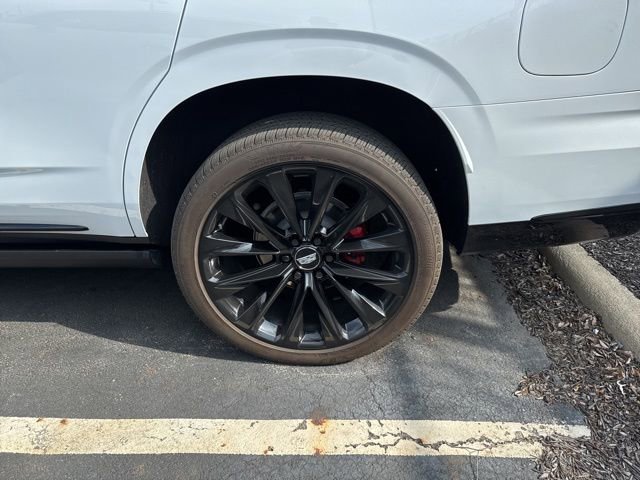 New 2026 Cadillac Escalade Sport AWD/4WD image 3