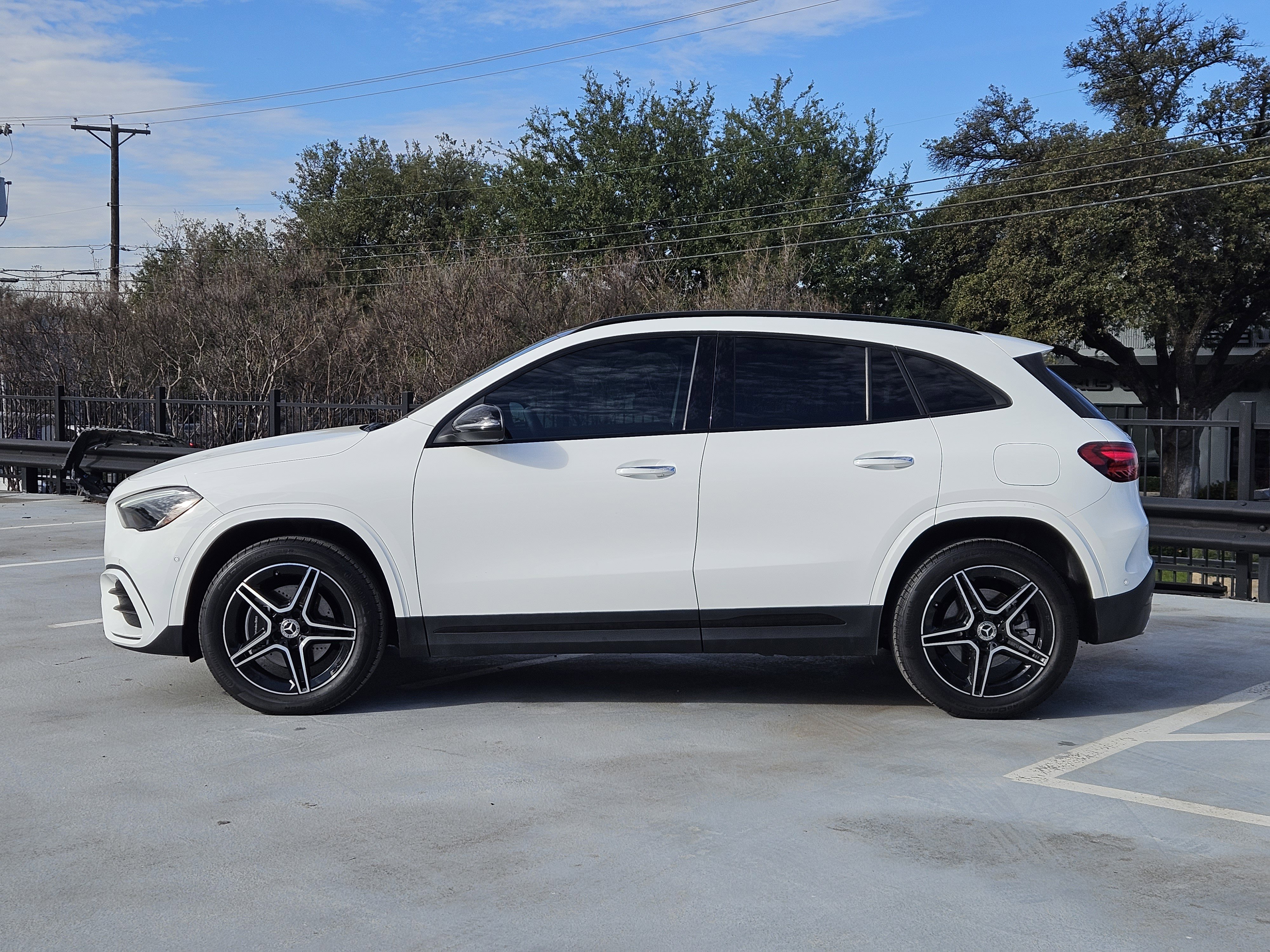 Certified 2024 Mercedes-Benz GLA 250 image 3