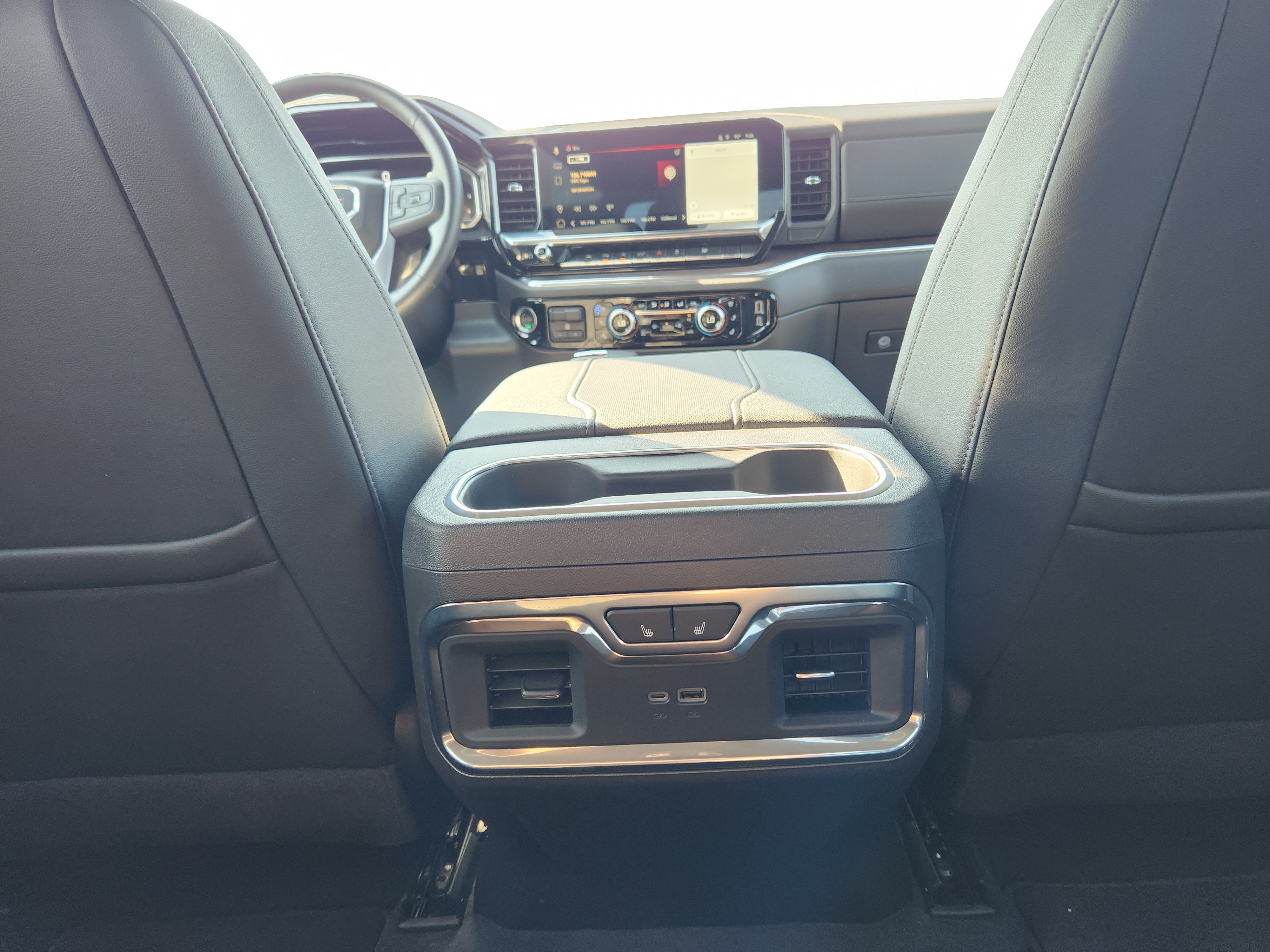 Used 2024 GMC Sierra 1500 SLT w/ SLT Premium Plus Package AWD/4WD image 14