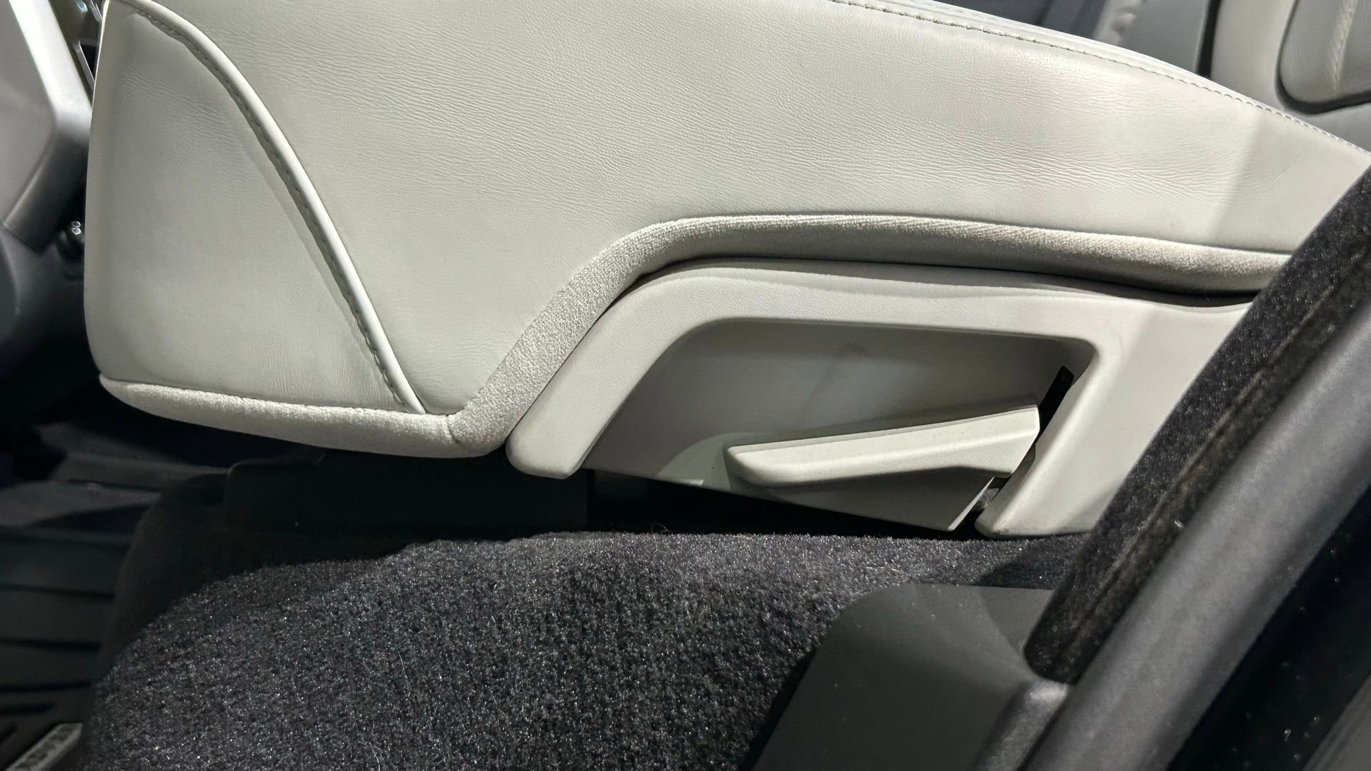 Used 2016 Land Rover Range Rover Sport HSE AWD/4WD image 42