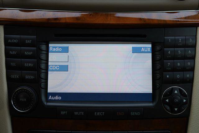 Used 2006 Mercedes-Benz E 350 4MATIC Sedan image 38