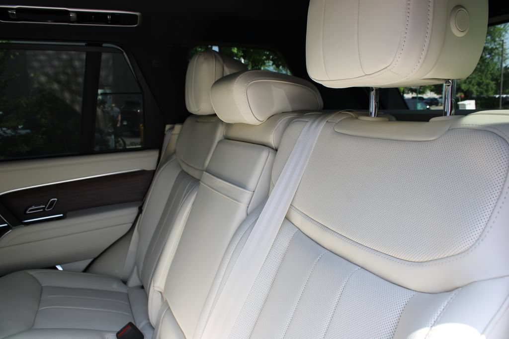 New 2026 Land Rover Range Rover SE AWD/4WD image 7
