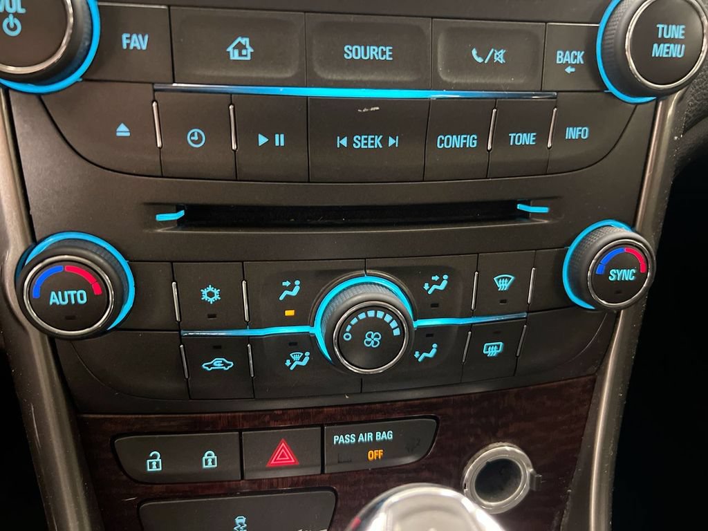 Used 2013 Chevrolet Malibu Eco w/ Power Convenience Package FWD image 16