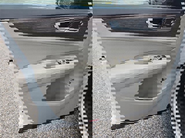 New 2026 Volkswagen Atlas SEL Premium R-Line image 16
