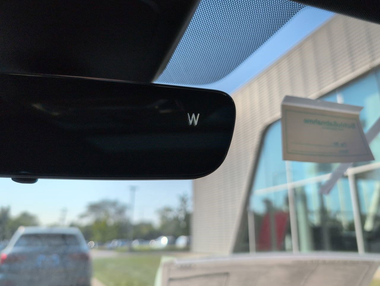 New 2025 Audi Q3 2.0T Premium image 38