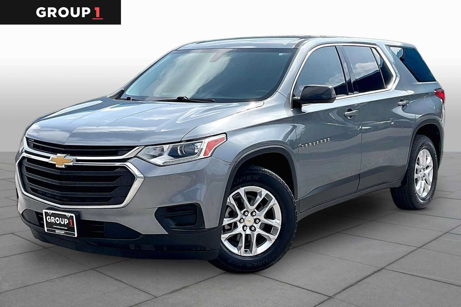 Used 2018 Chevrolet Traverse LS FWD image 1