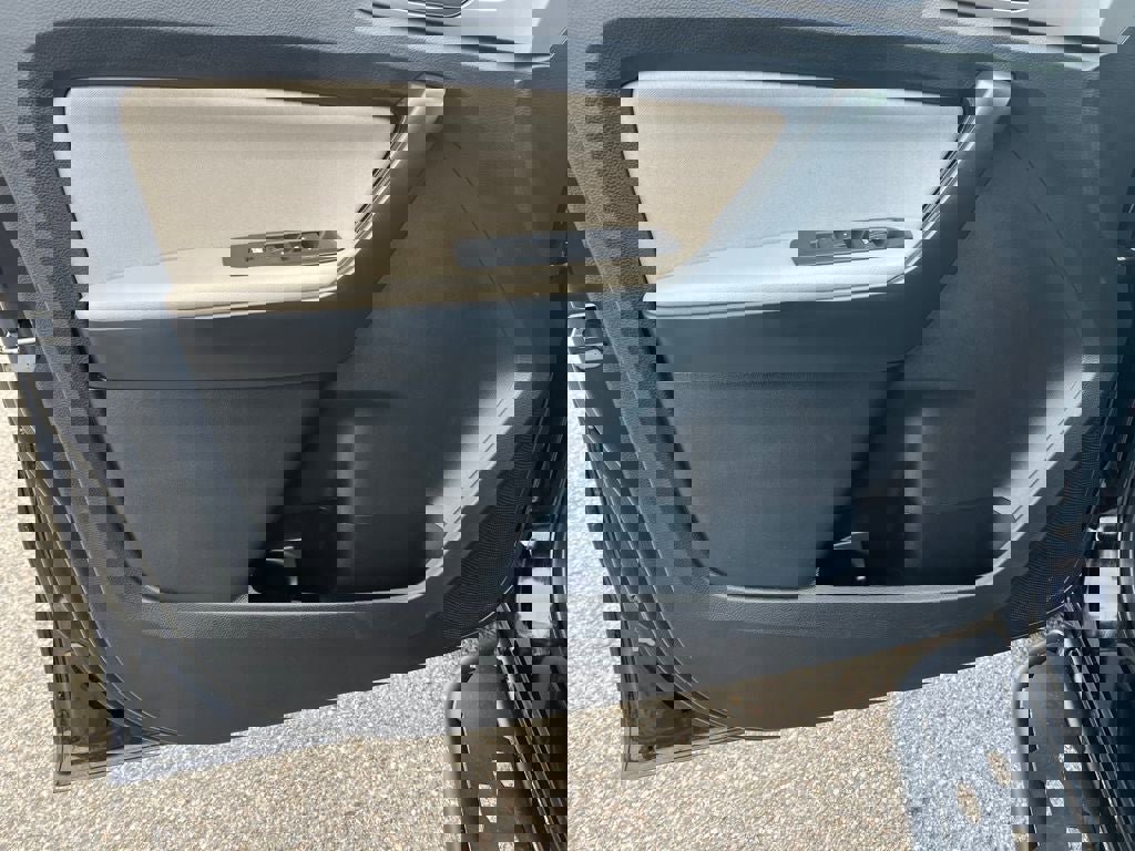 Used 2023 Ford Ranger XLT w/ Equipment Group 302A High image 11