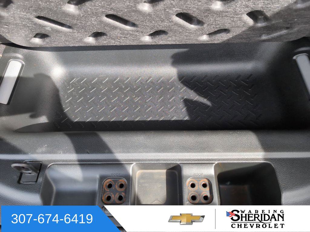 Used 2017 Jeep Wrangler Unlimited Sahara w/ Connectivity Group image 26