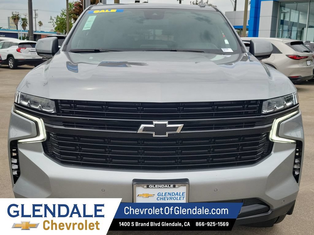 Used 2024 Chevrolet Suburban RST RWD image 16