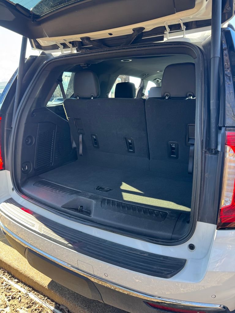 Used 2024 GMC Yukon SLT image 37
