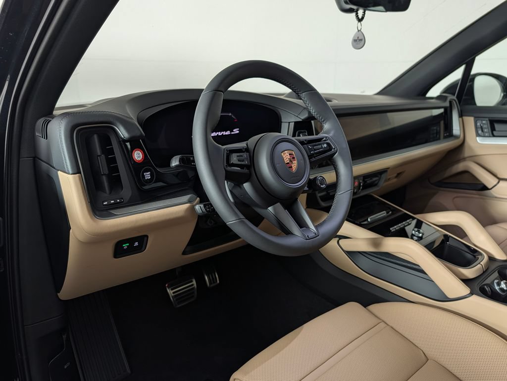 New 2026 Porsche Cayenne S AWD/4WD image 4