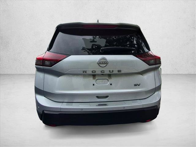 Used 2024 Nissan Rogue SV FWD image 7