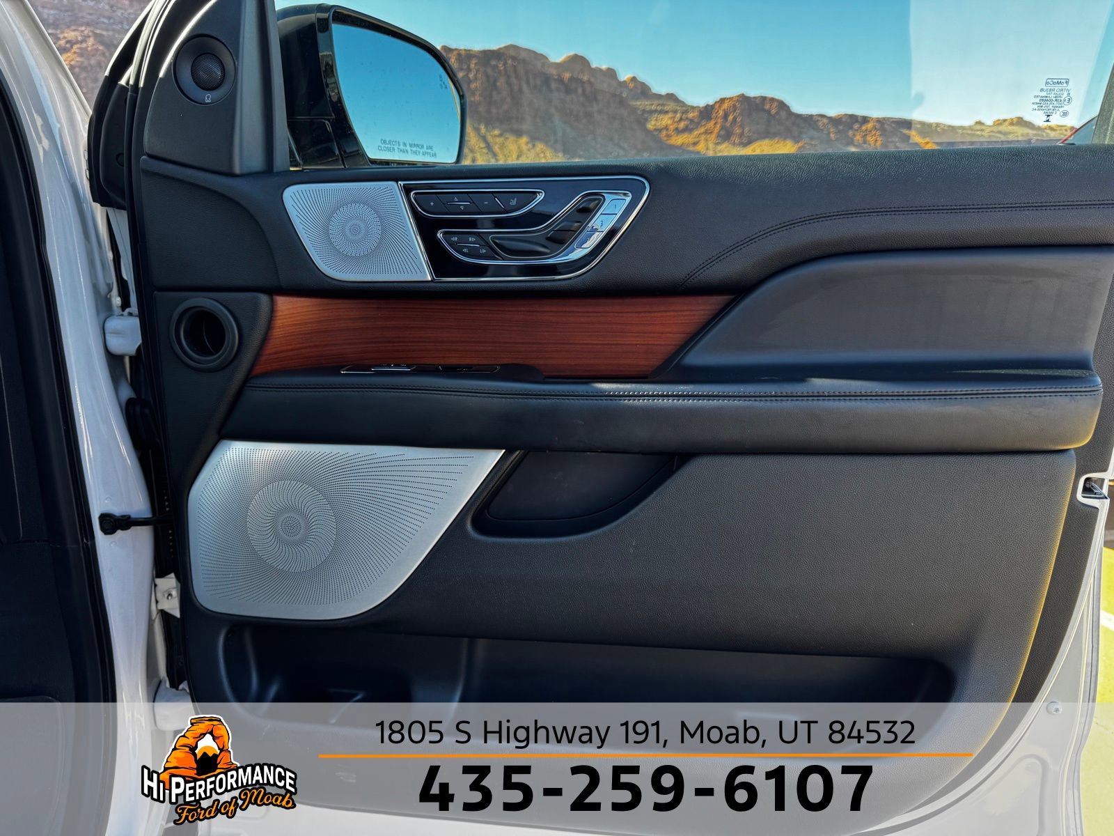 Used 2019 Lincoln Navigator Reserve w/ Cargo Package image 29