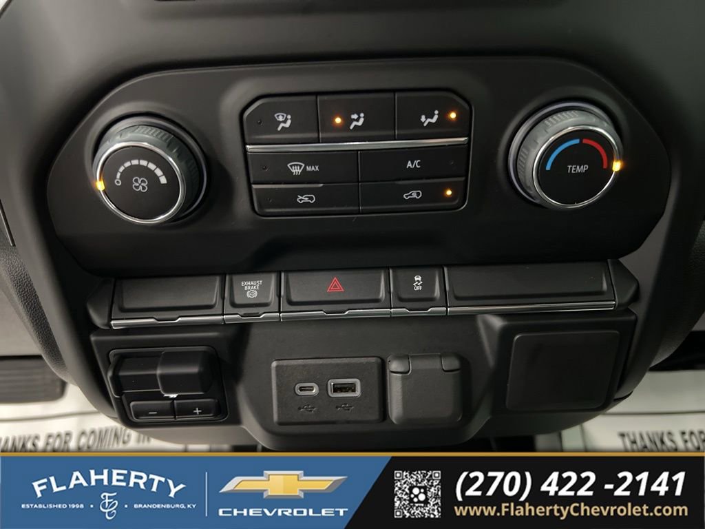 Used 2022 Chevrolet Silverado 2500 W/T AWD/4WD image 29