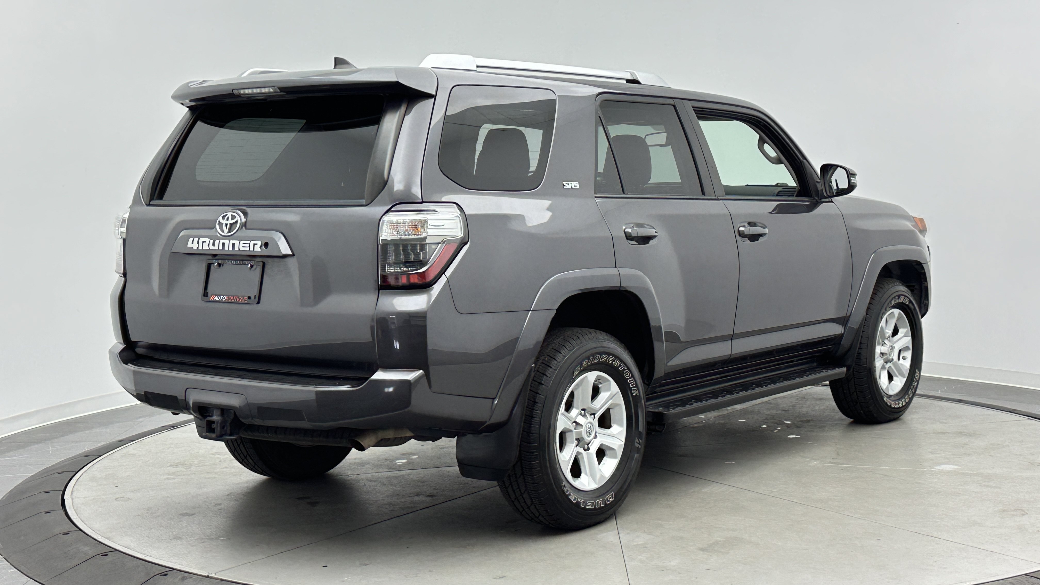 Used 2018 Toyota 4Runner SR5 Premium AWD/4WD image 8