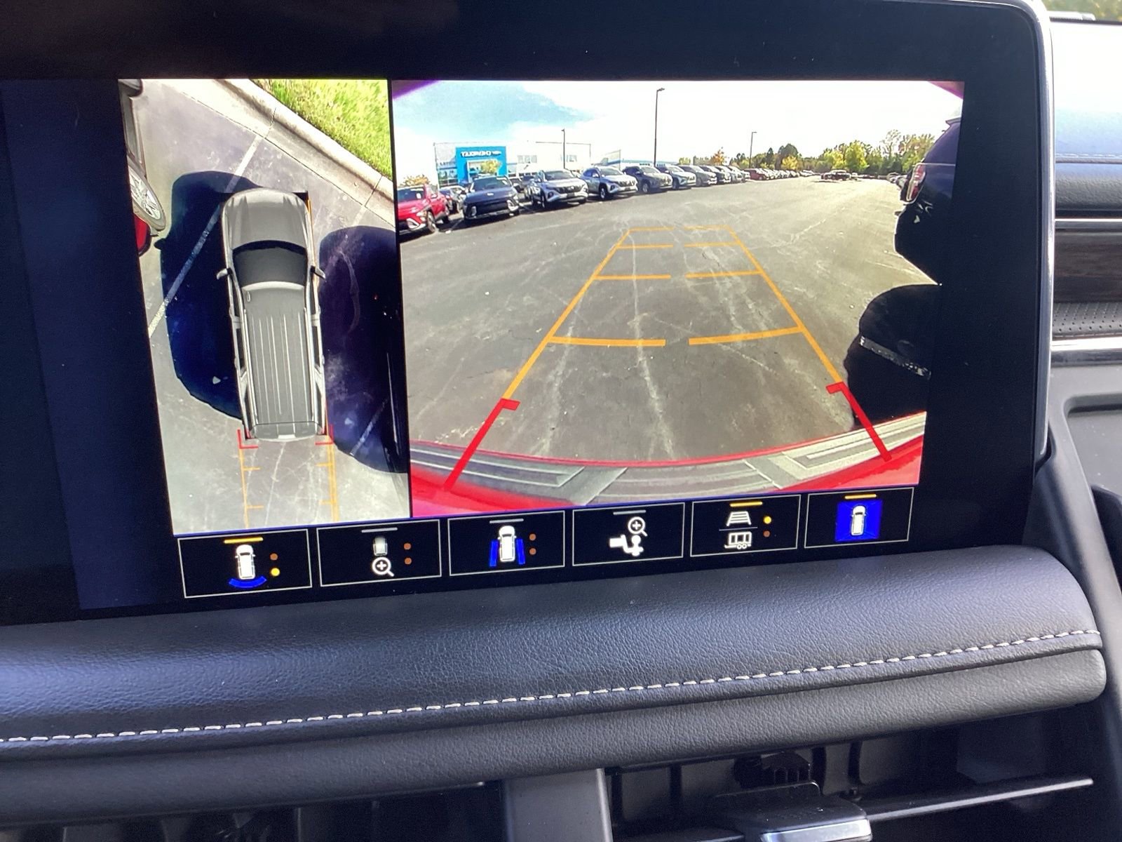 Used 2023 Chevrolet Tahoe Premier image 17