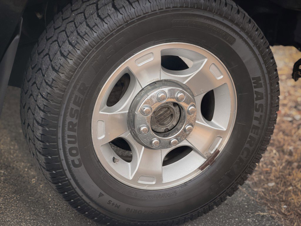 Used 2011 Ford F250 XLT w/ XLT Interior Pkg image 9