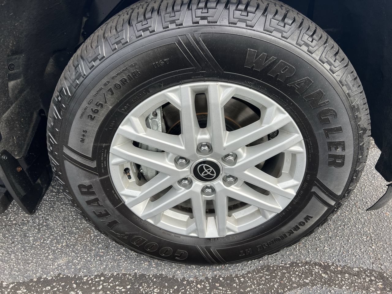 Used 2024 Toyota Sequoia SR5 w/ SR5 Premium Package AWD/4WD image 13