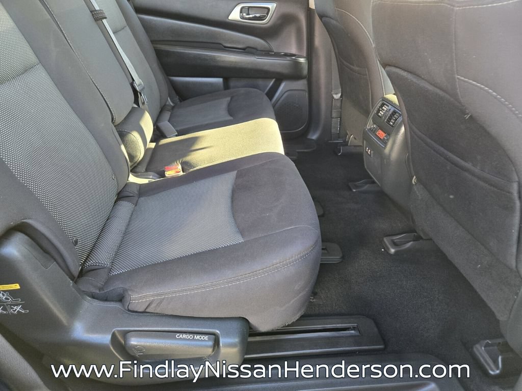 Used 2020 Nissan Pathfinder S FWD image 16