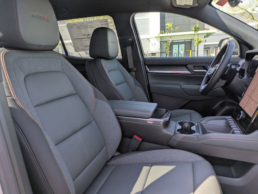 New 2026 GMC Terrain AT4 w/ Convenience Package III AWD/4WD image 11