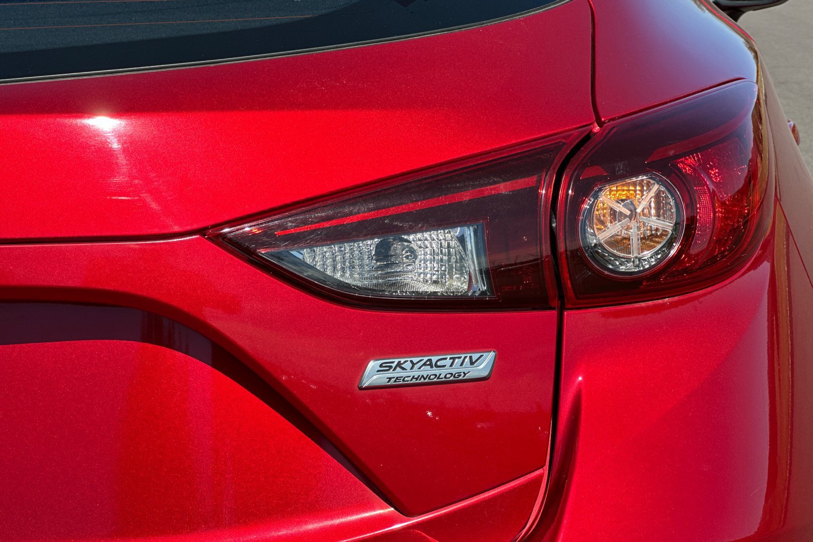 Used 2015 MAZDA MAZDA3 i Sport FWD image 29
