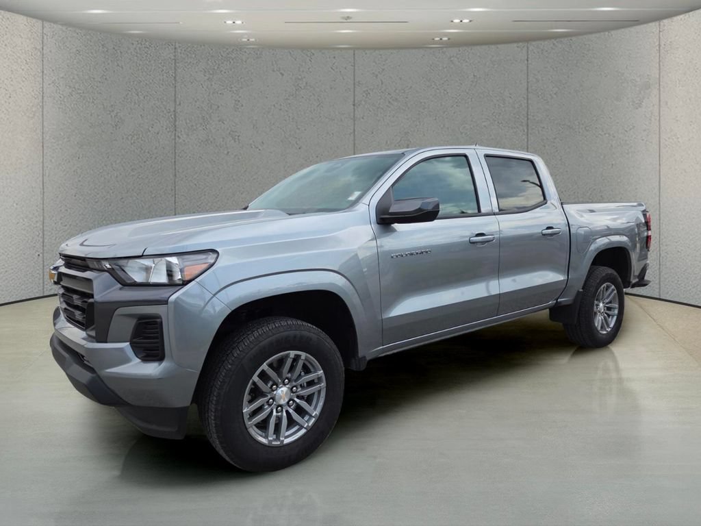Used 2025 Chevrolet Colorado LT w/ Advanced Trailering Package RWD image 8