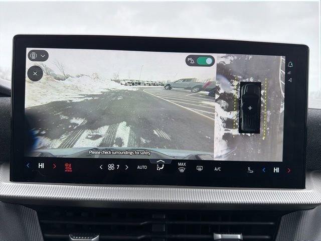 Used 2025 Ford Explorer ST image 32