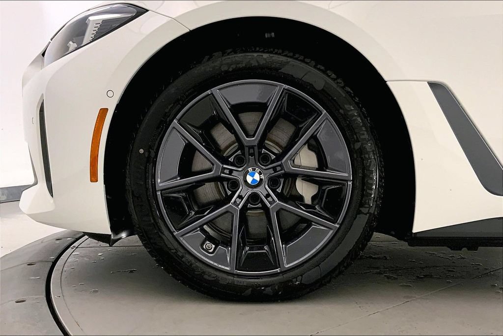 New 2026 BMW i4 xDrive40i w/ Premium Package AWD/4WD image 9