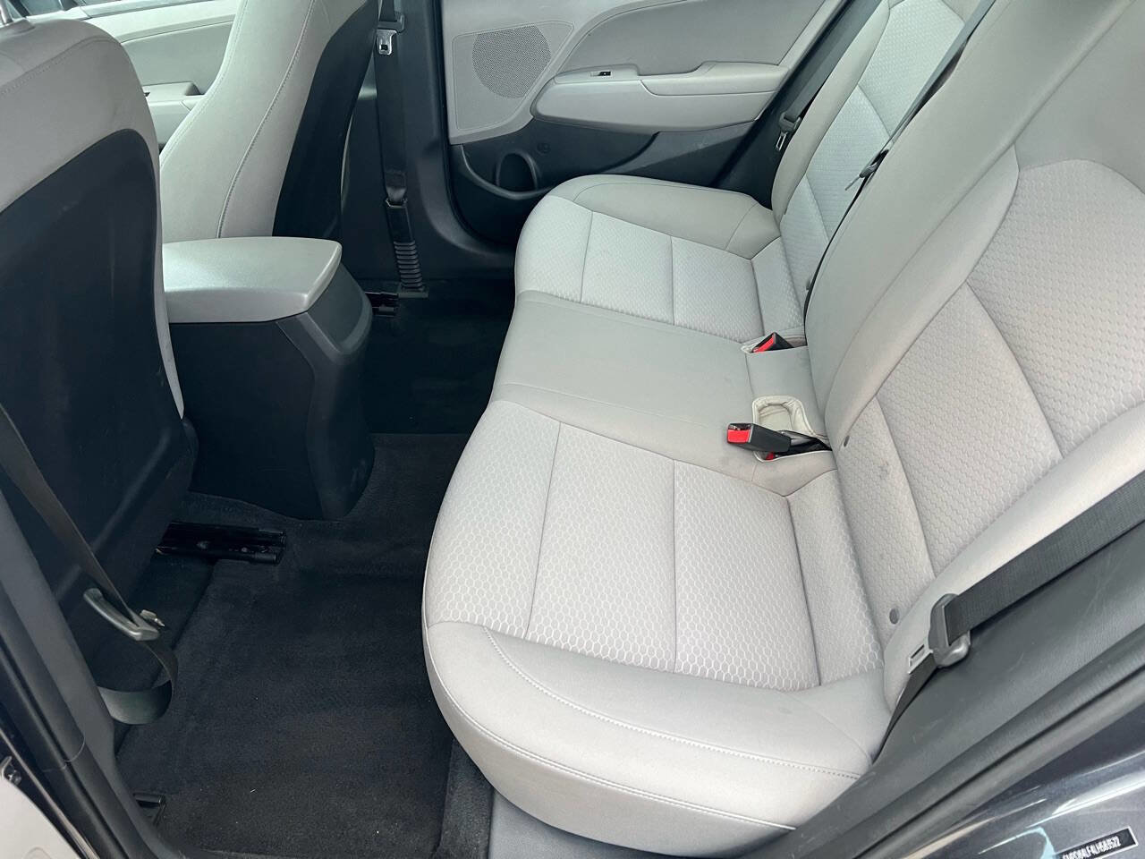 Used 2020 Hyundai Elantra SEL w/ Convenience Package (C2) image 11
