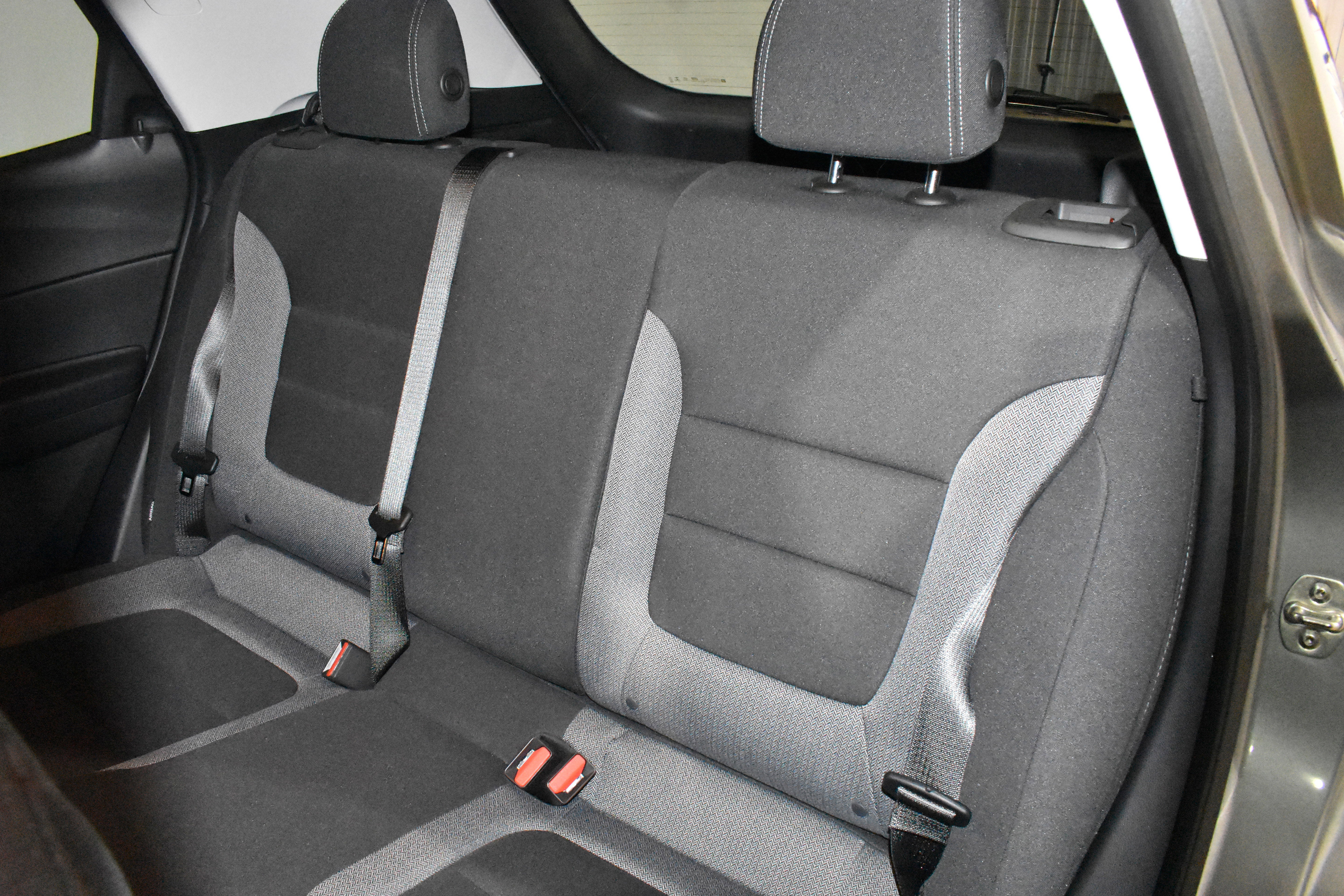 Used 2025 Chevrolet TrailBlazer LT w/ Driver Confidence Package image 28