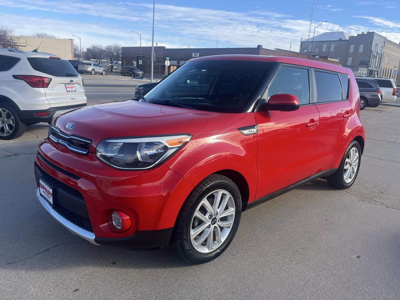 Used 2018 Kia Soul + FWD image 2