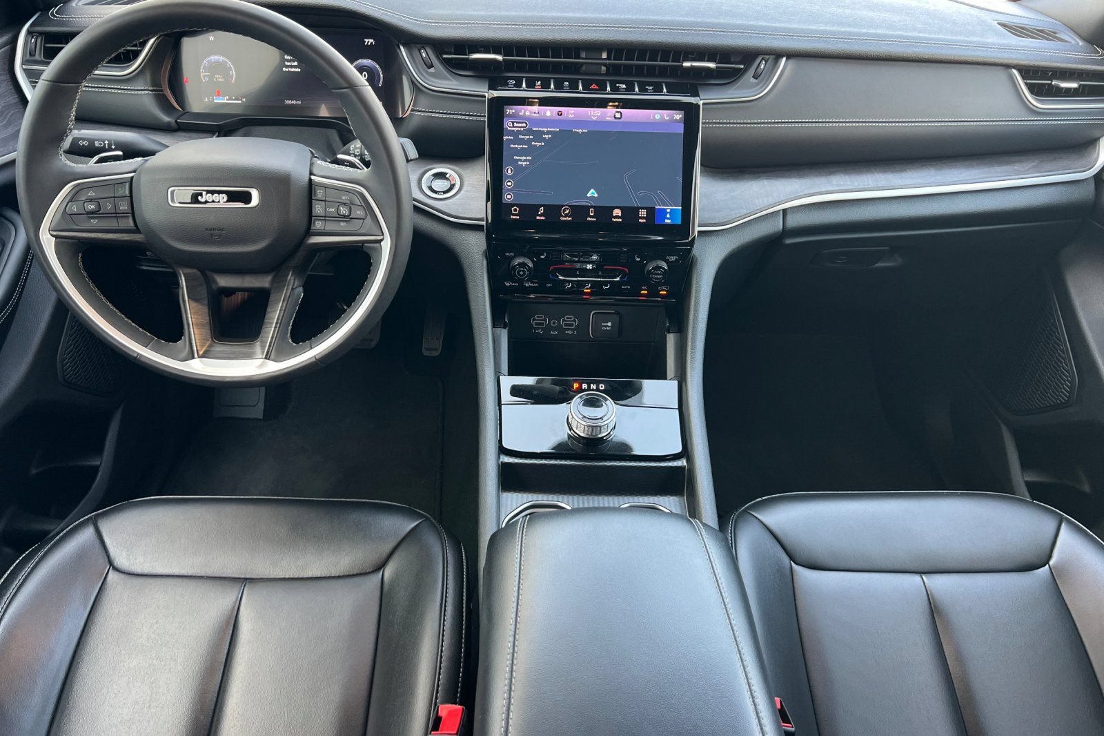 Used 2024 Jeep Grand Cherokee Limited RWD image 18
